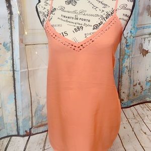 ⭐️3 for $11 ⭐️5 for $15⭐️ Women's sleeveless top from The Limited